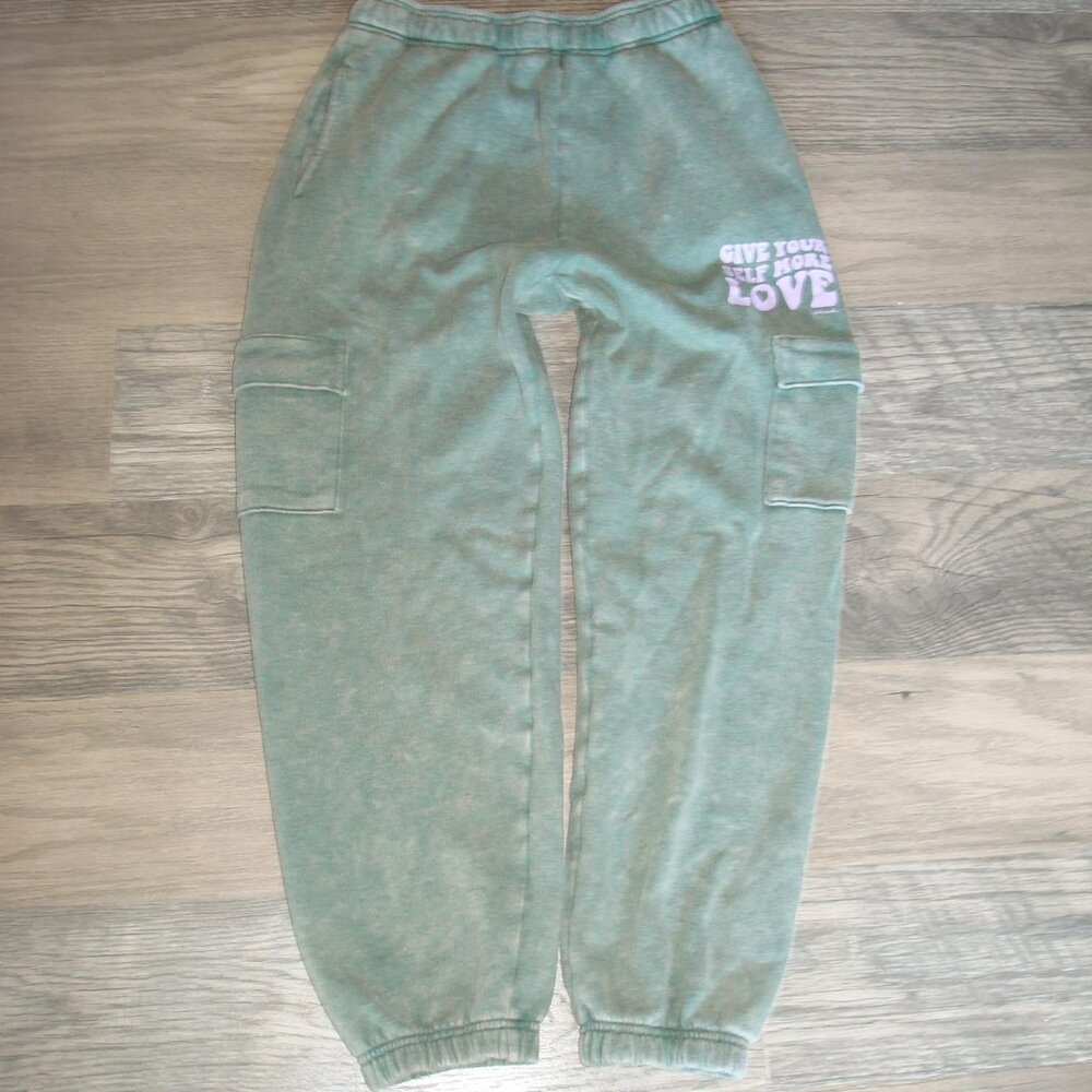 VICTORIAS SECRET PINK "GIVE YOURSELF MORE LOVE" SWEATPANTS Loose Fit